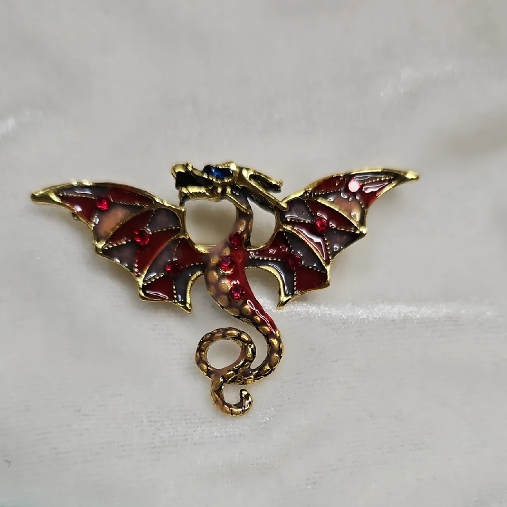 Women's Retro Vintage Style Red Rhinestone Gold Dragon Brooch Pin NWOT Fashion